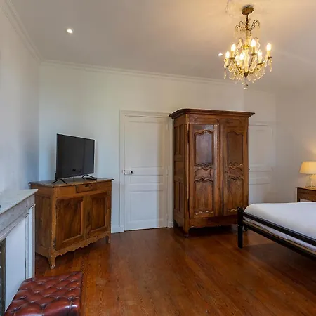 Suite Petite -Nice - Spa-Jacuzzi - Massage- Sauna - 4 Saisons - Piscine Chauffee Toute L'Annee - Pool View- Heated Pool 800M City Centre Nyons-2