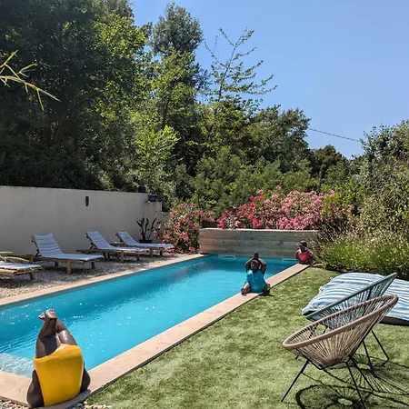 Bulles d'Olive Provence avec option jacuzzi-3